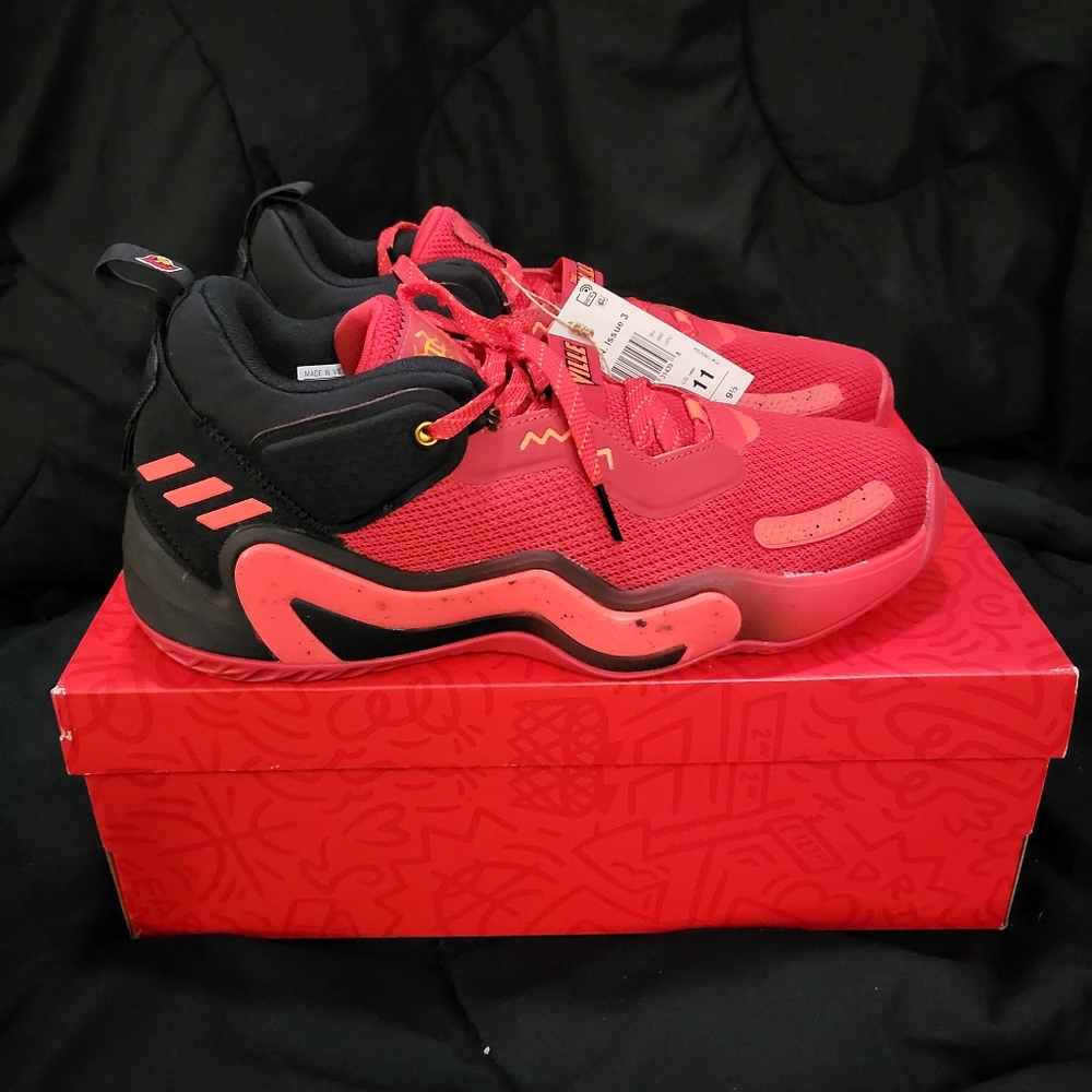 Adidas D.O.N Issue 3